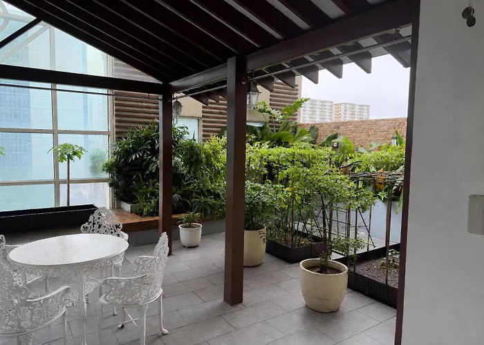 Apartment Rare Spacious 3br With Large Private Garden