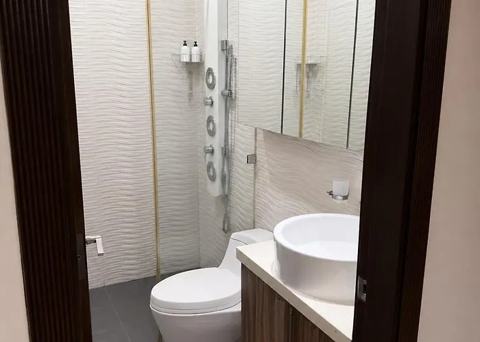 Apartment Rare Spacious 3br With Large Private Garden Manila